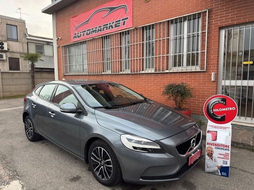 Volvo V40 2019