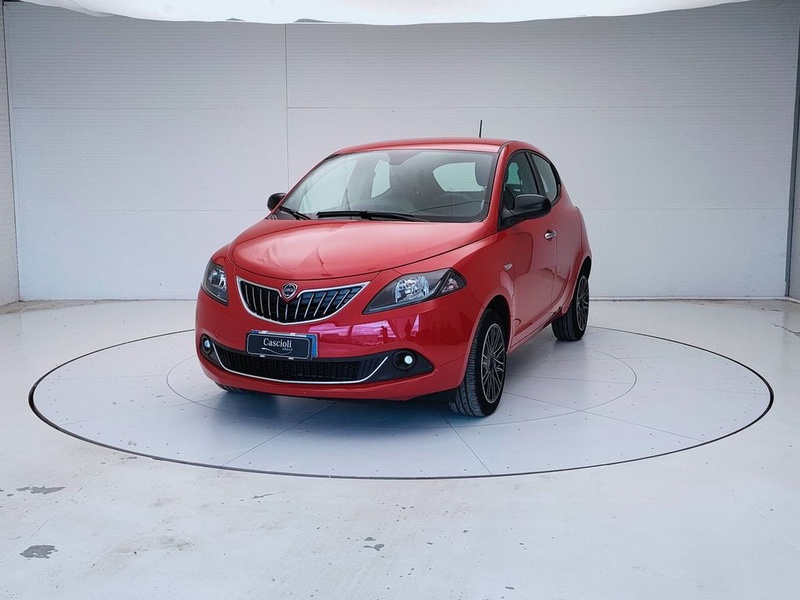 Lancia Ypsilon