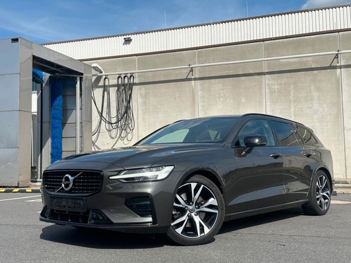 Volvo V60 2022