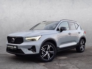 Volvo XC40 2025