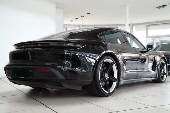 Porsche Taycan 2020