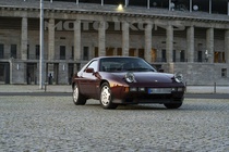 Porsche 928 1983