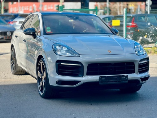 Porsche Cayenne 2021