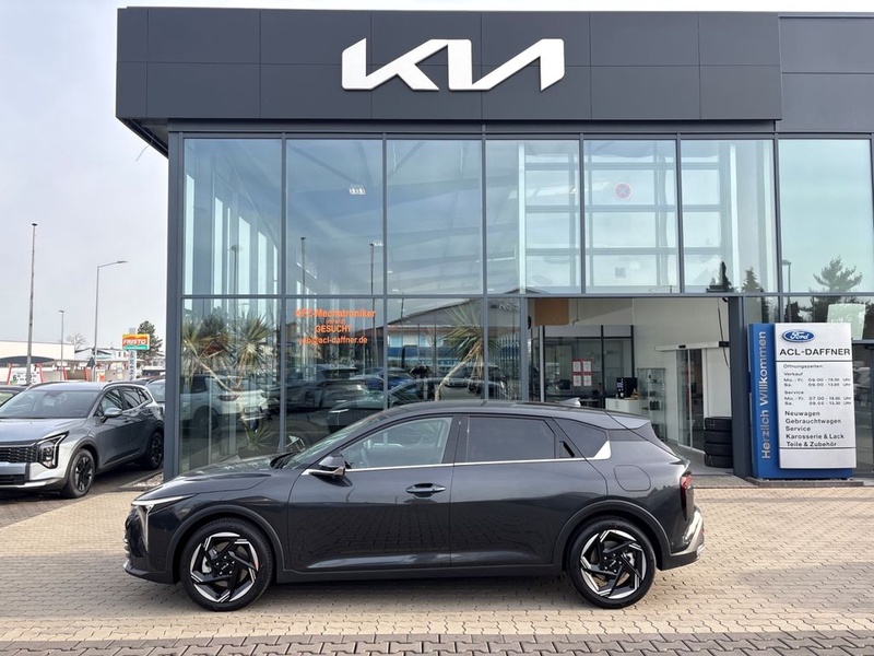 Kia K4