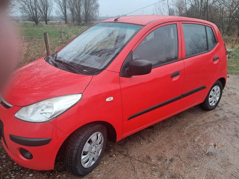 Hyundai i10