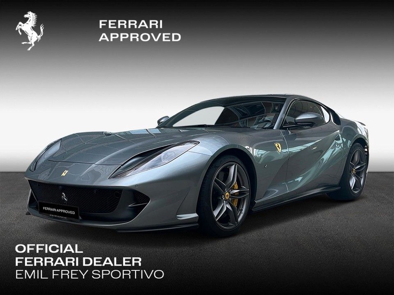 Ferrari 812