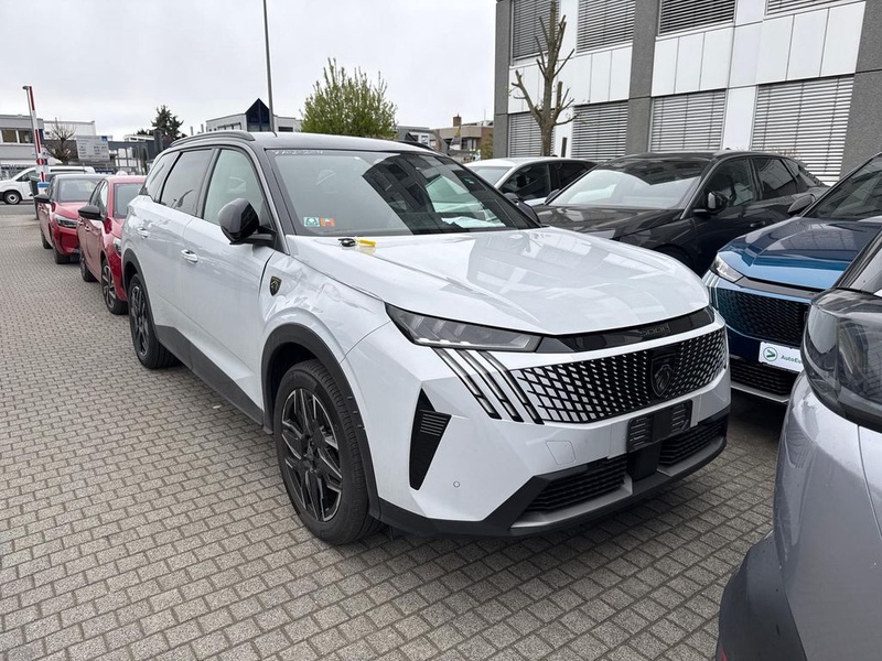 Peugeot 5008