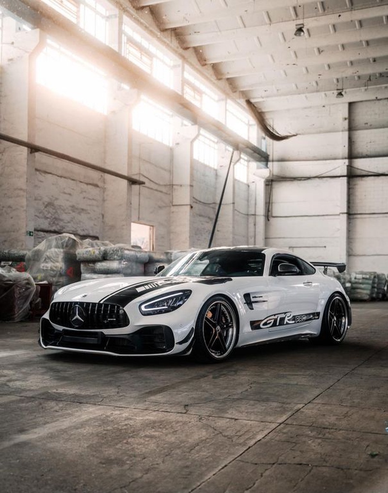 Mercedes-Benz AMG GT