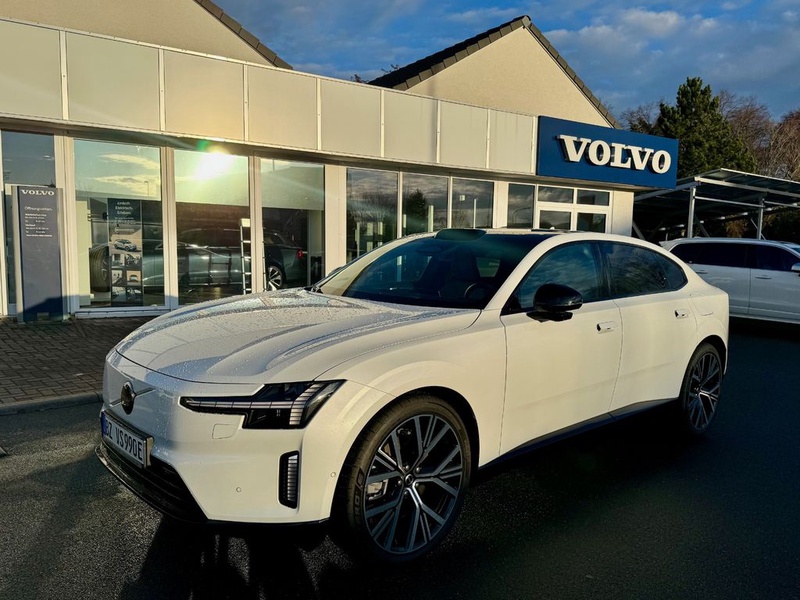 Volvo ES90