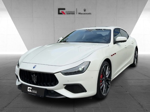Maserati Ghibli 2021