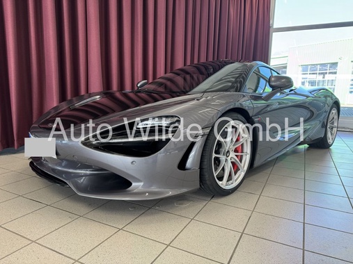 McLaren 750S 2024