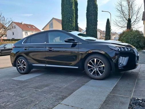 Hyundai Ioniq 2021
