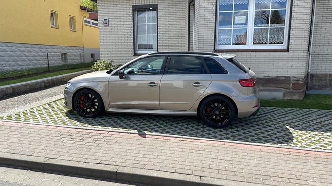 Audi RS3 2019
