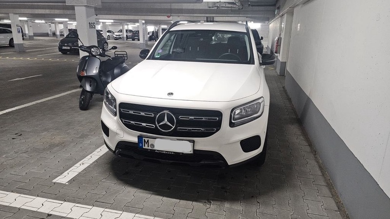 Mercedes-Benz GLB-Class
