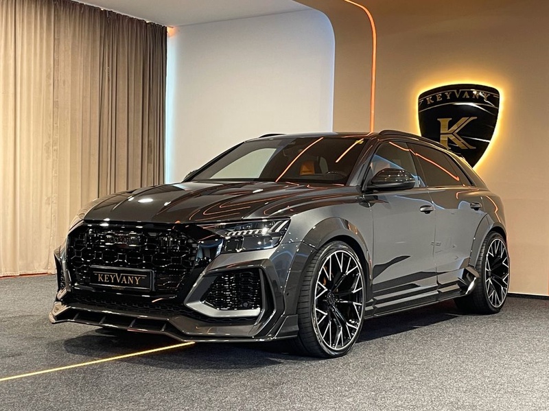 Audi RSQ8