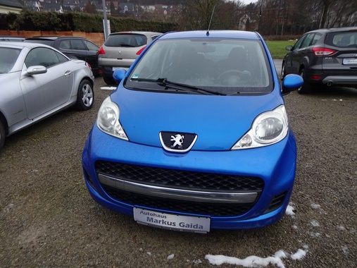 Peugeot 107 2011