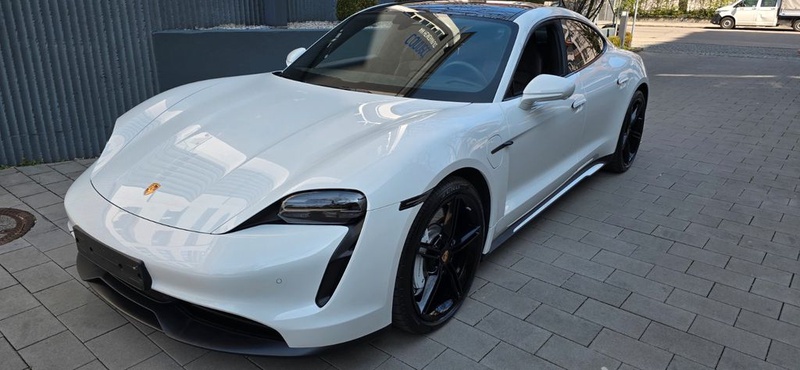 Porsche Taycan