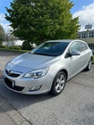 Opel Astra 2012