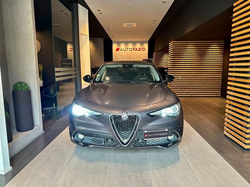 Alfa Romeo Stelvio 2019