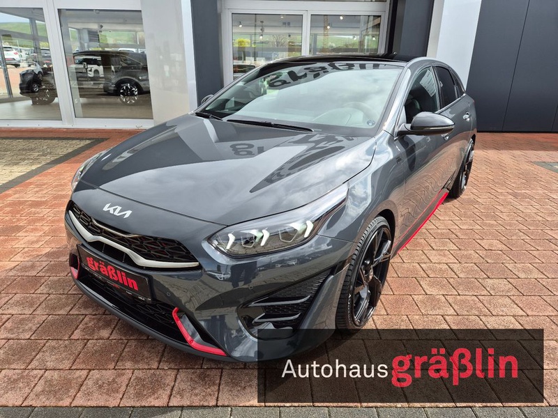 Kia pro cee'd / ProCeed
