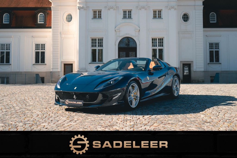 Ferrari 812