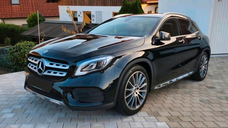 Mercedes-Benz GLA-Class