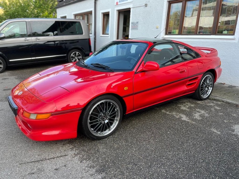 Toyota MR 2