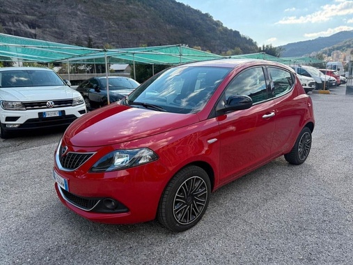 Lancia Ypsilon 2021