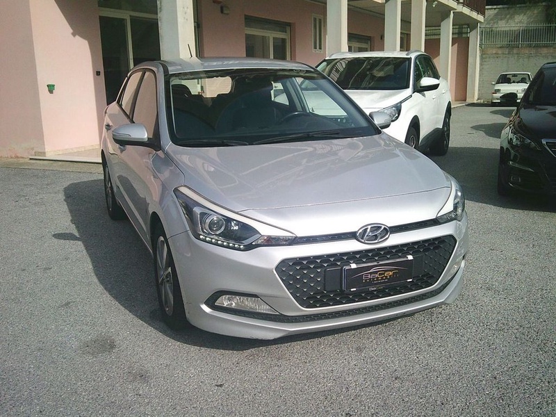 Hyundai i20