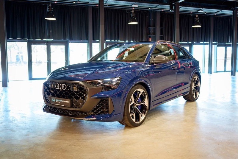 Audi RSQ8