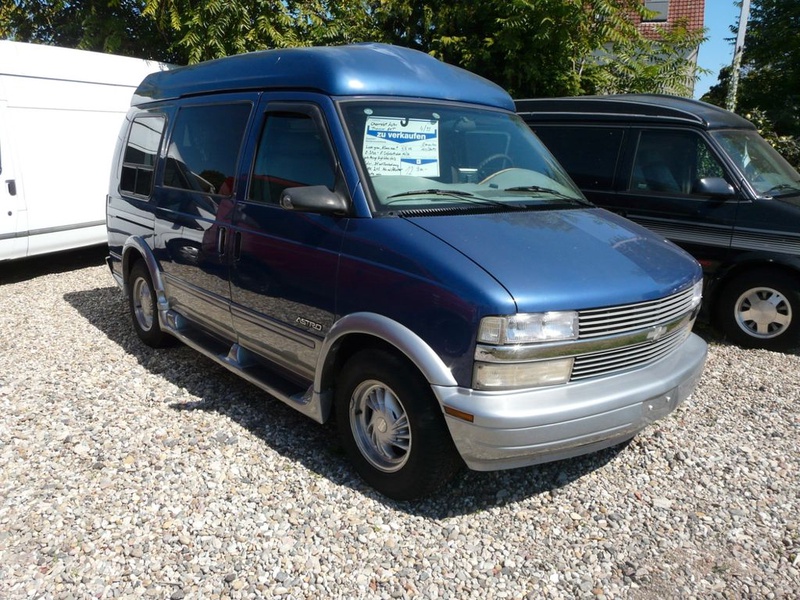 Chevrolet Astro