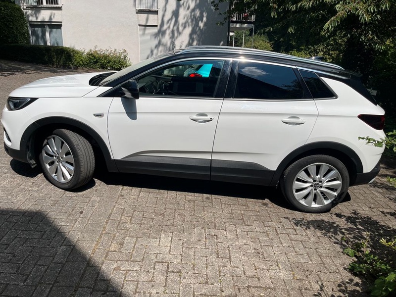 Opel Grandland