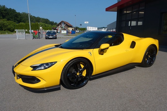 Ferrari 296 2023