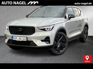 Volvo XC40 2025