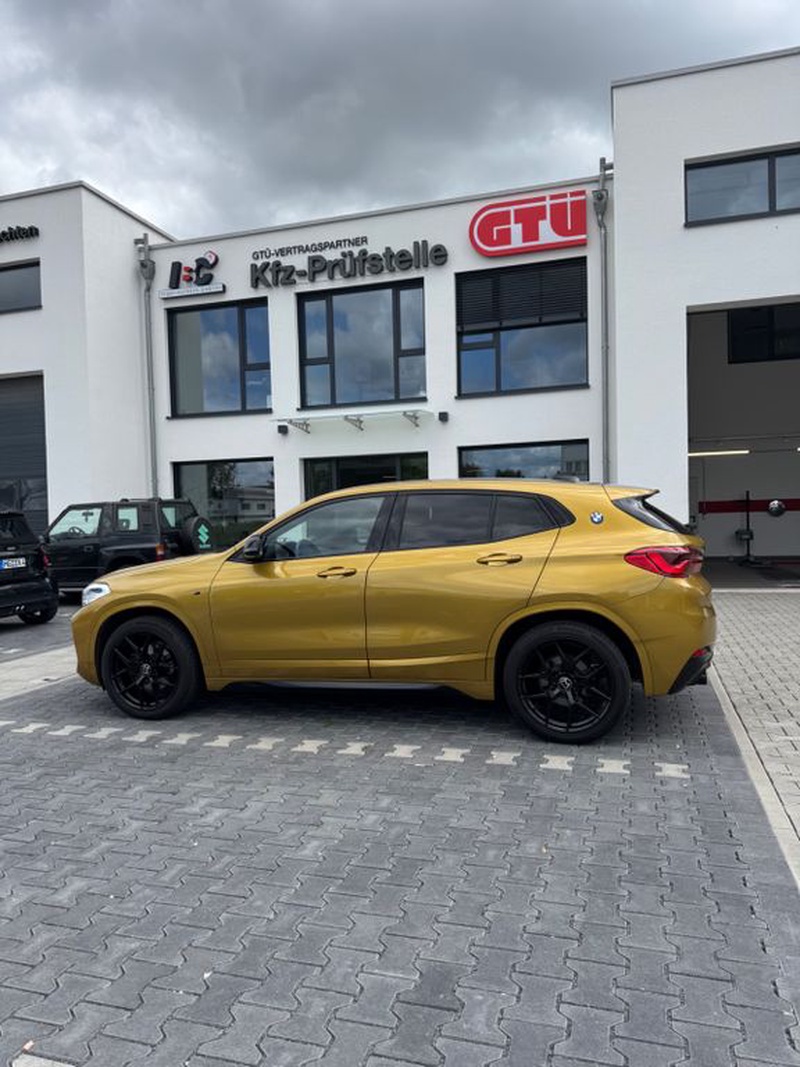BMW X2