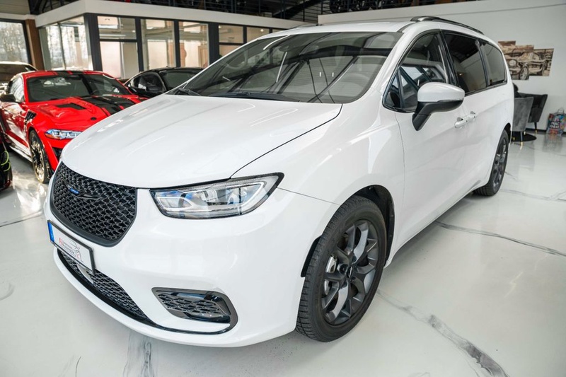 Chrysler Pacifica
