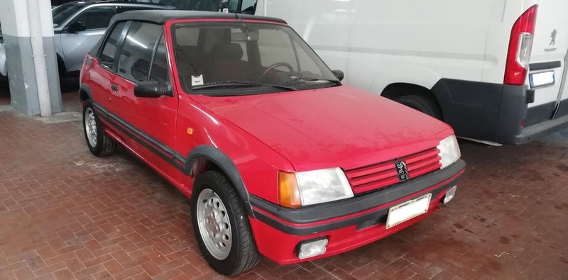 Peugeot 205