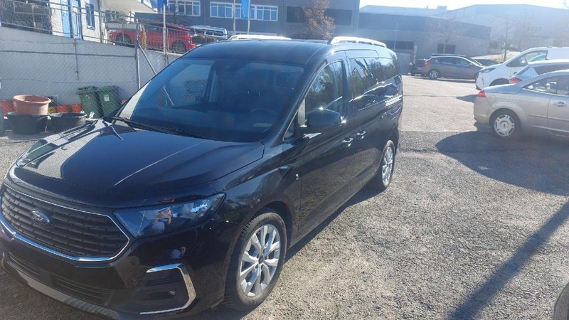 Ford Grand Tourneo