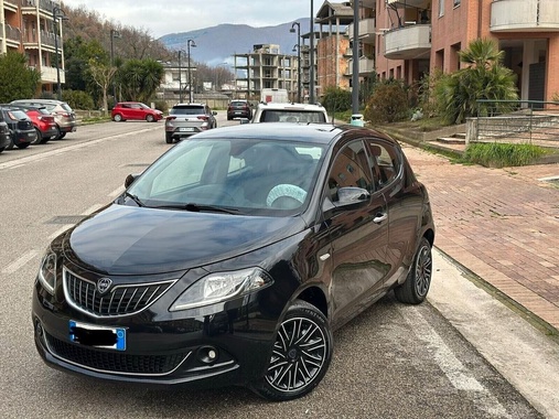Lancia Ypsilon 2021