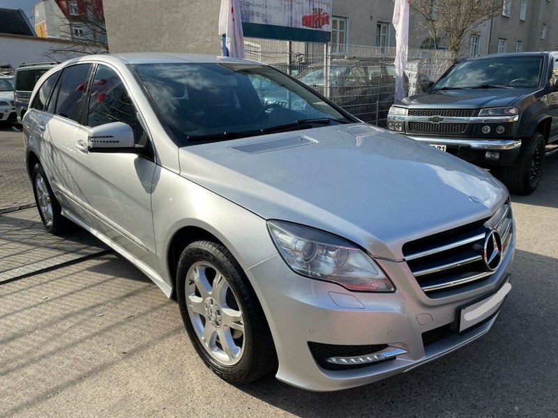 Mercedes-Benz R-Class