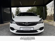 Opel Astra 2021