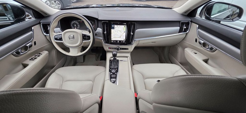 Volvo V90 2020