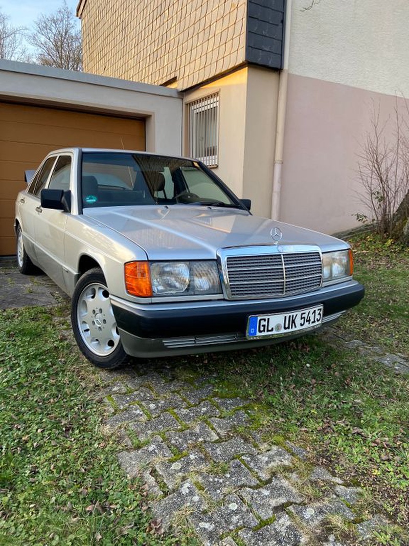 Mercedes-Benz 190