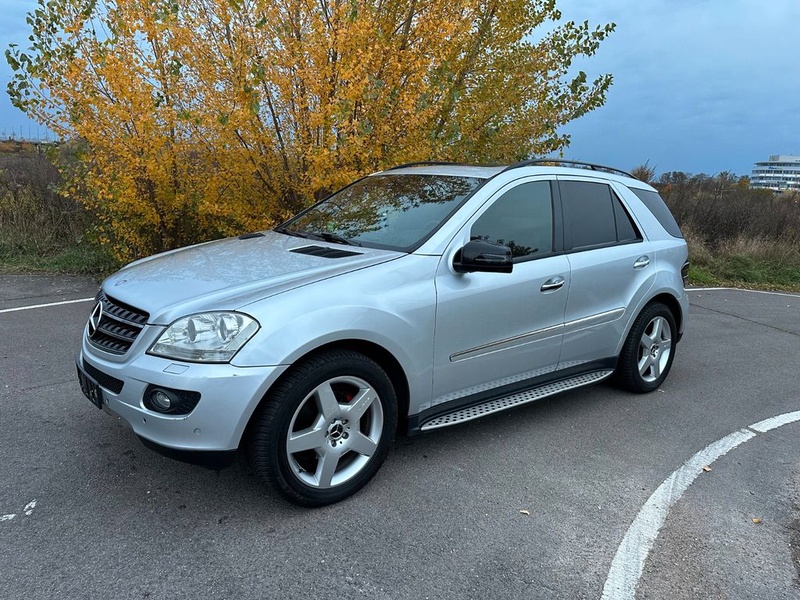 Mercedes-Benz ML-Class