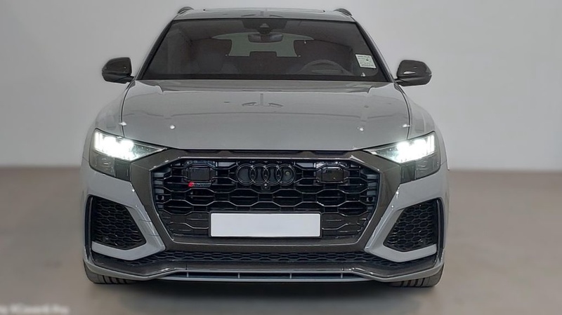 Audi RSQ8