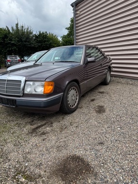 Mercedes-Benz CE-Class 1990