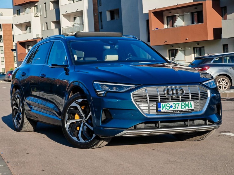 Audi e-tron