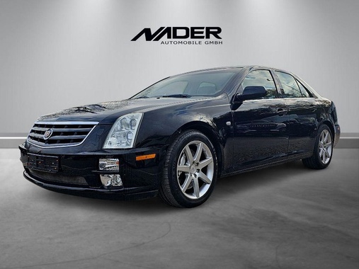 Cadillac STS 2010