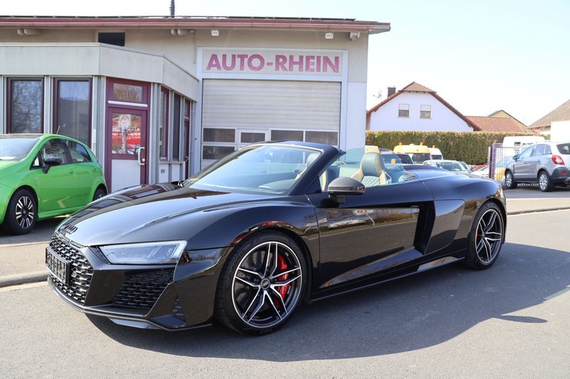 Audi R8