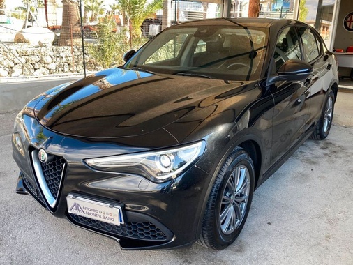 Alfa Romeo Stelvio 2021